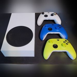 White Xbox Series S Console with Three Controllers